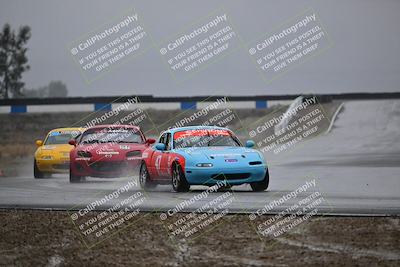 media/Nov-15-2025-CalClub SCCA (Sat) [[7bfa5a7151]]/Race/Group 4/